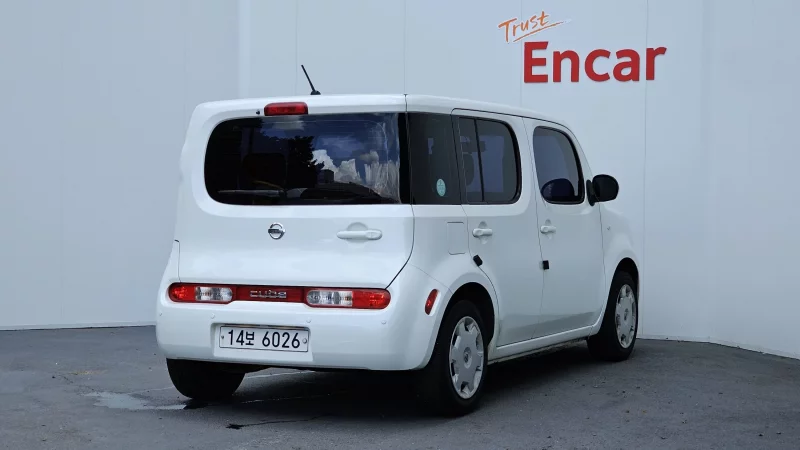 Nissan CUBE