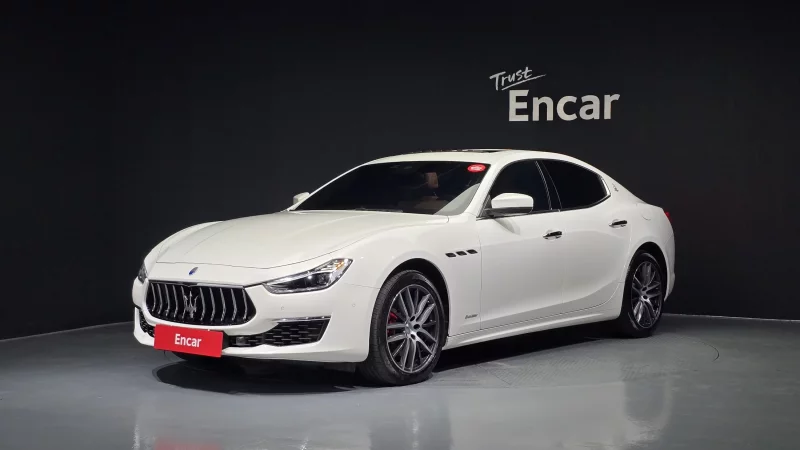 Maserati GHIBLI
