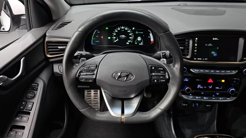 Hyundai Ioniq