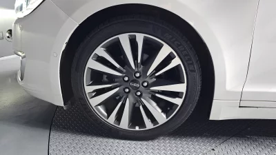 Lincoln MKZ