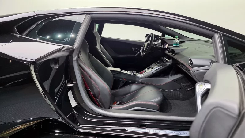 Lamborghini HURACAN