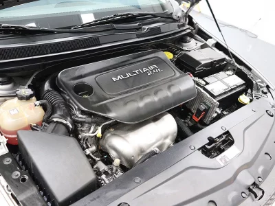 Chrysler 200