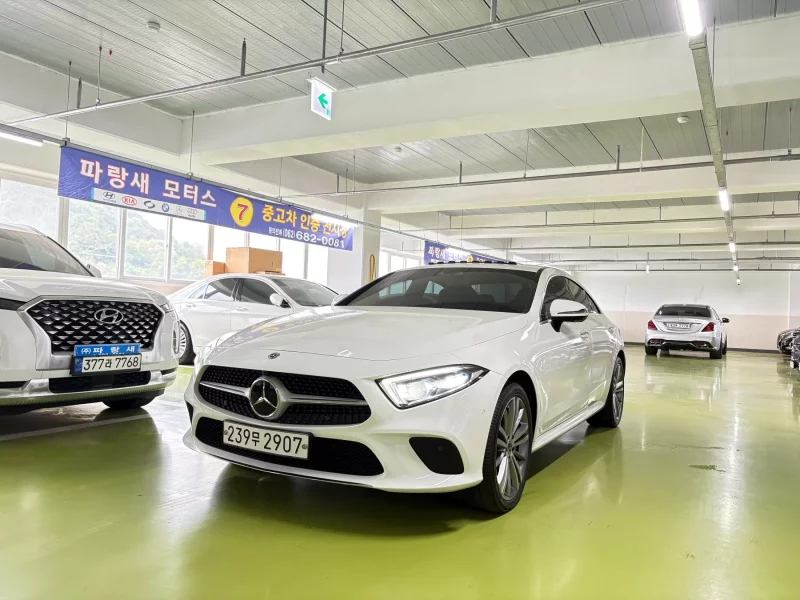 Mercedes-Benz CLS-Class