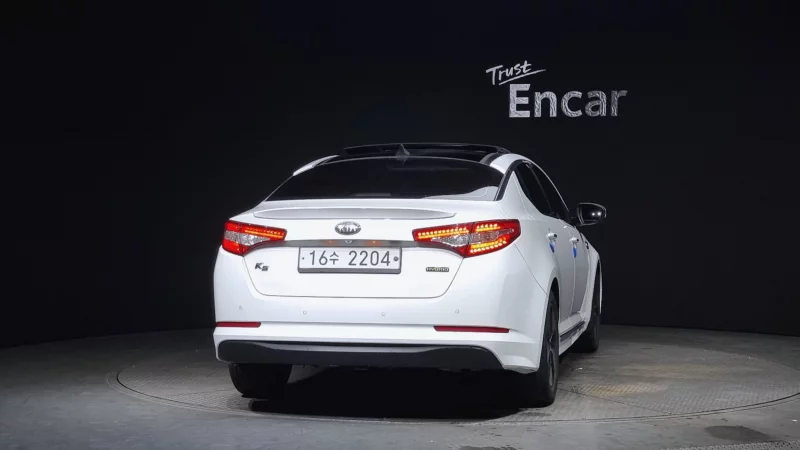 Kia K5