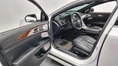 Lincoln MKZ