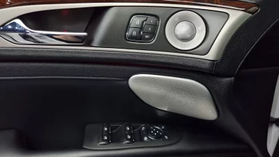 Lincoln MKZ