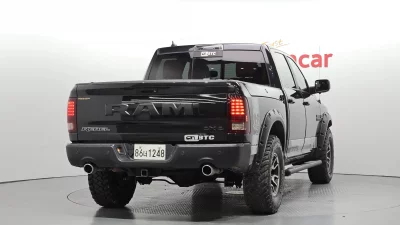 Dodge Ram Pick Up