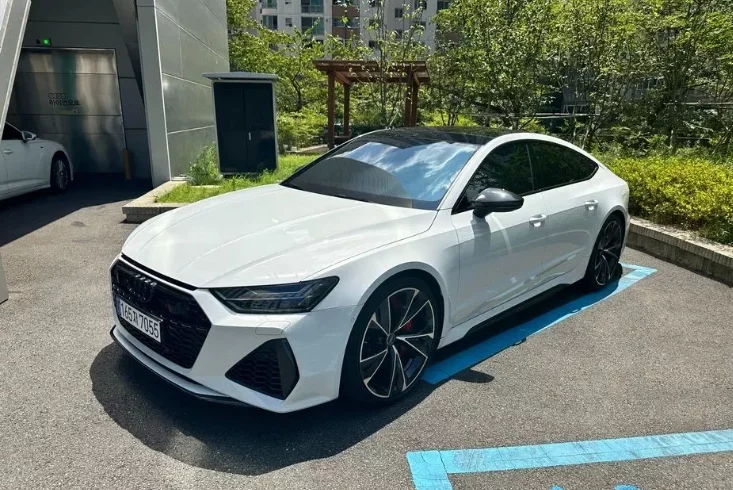 Audi RS7