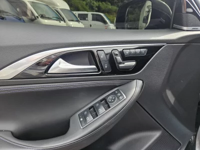 Infiniti Q30