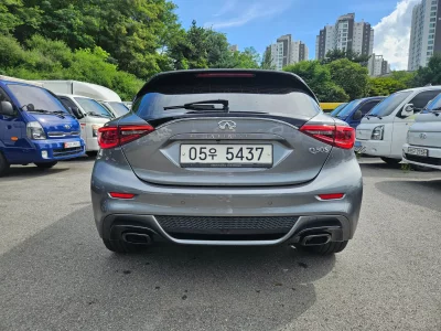 Infiniti Q30