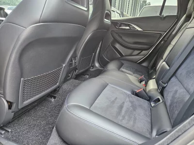 Infiniti Q30