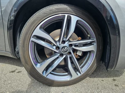 Infiniti Q30