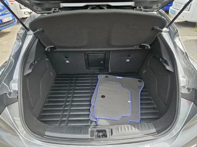 Infiniti Q30
