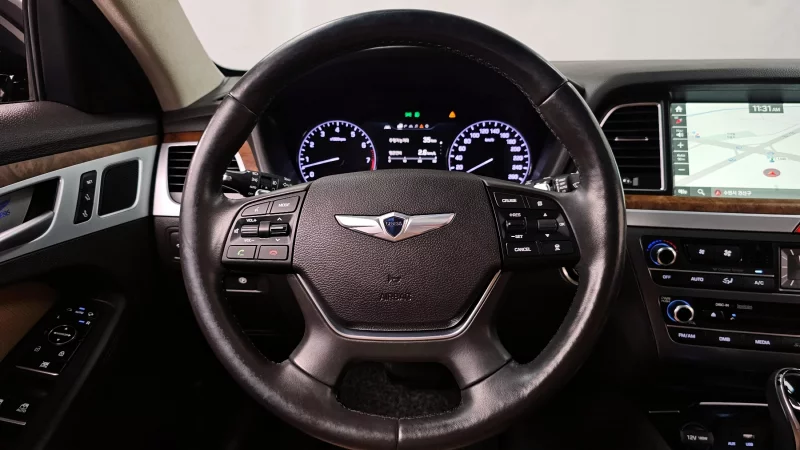 Hyundai Genesis