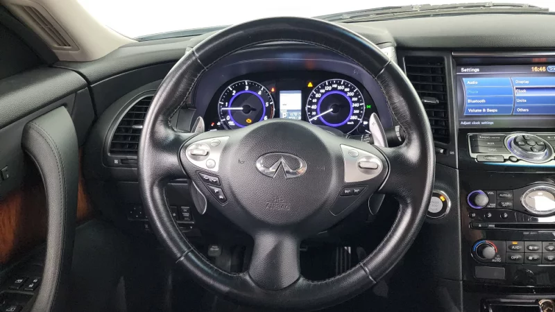 Infiniti FX