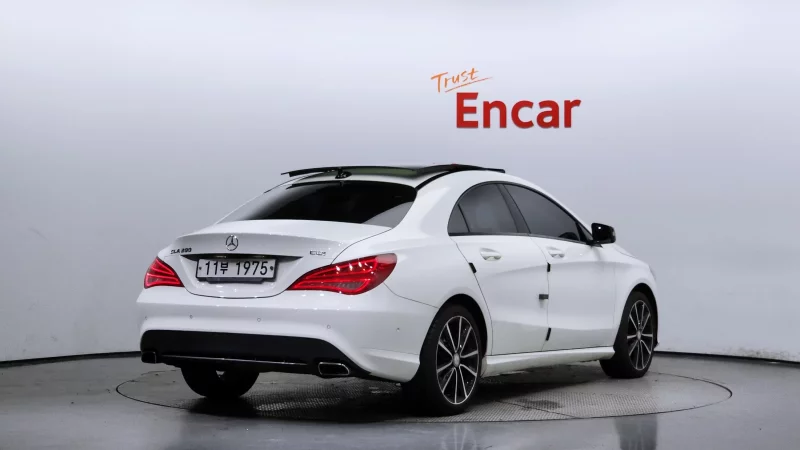 Mercedes-Benz CLA-Class