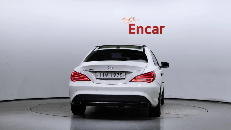 Mercedes-Benz CLA-Class