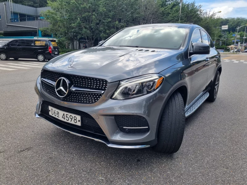 Mercedes-Benz GLE-Class