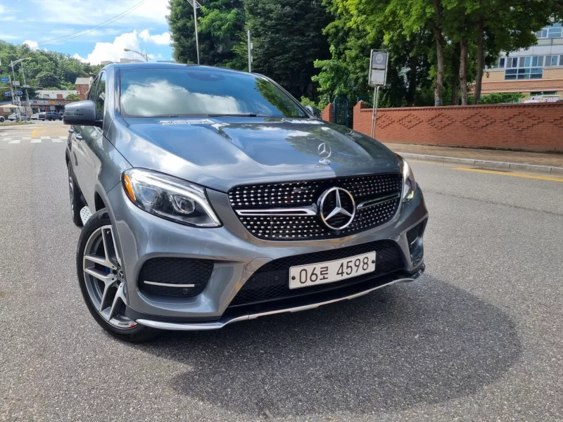 Mercedes-Benz GLE-Class