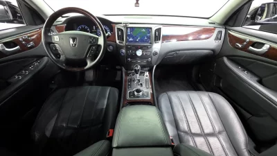 Hyundai Equus