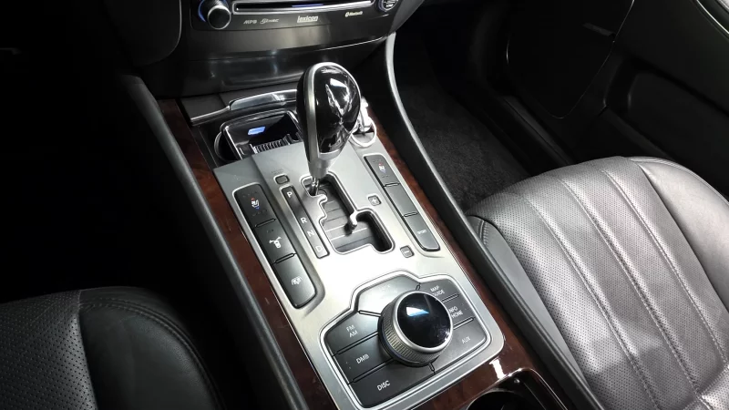 Hyundai Equus
