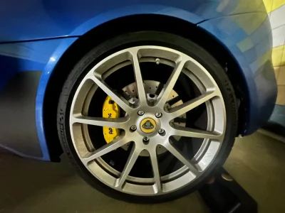 Lotus EVORA