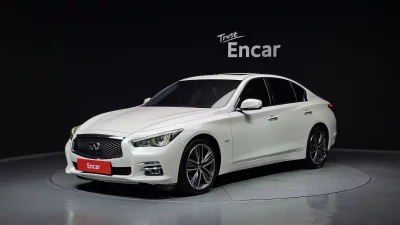 Infiniti Q50