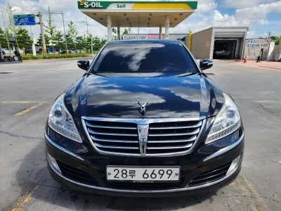 Hyundai Equus