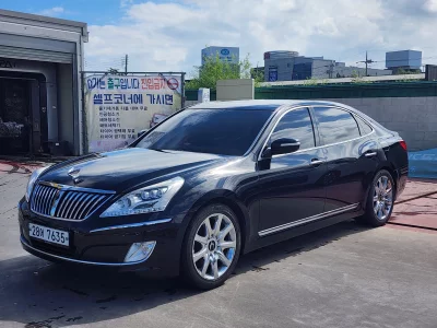 Hyundai Equus