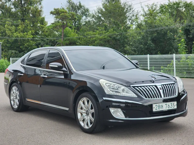 Hyundai Equus