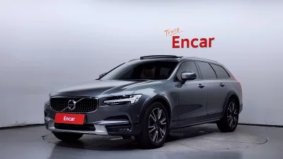 Volvo V90