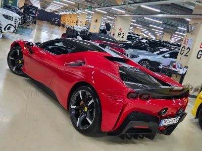 Ferrari SF90