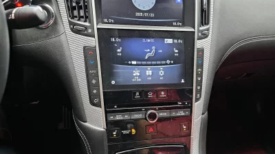 Infiniti Q60