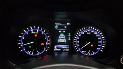 Infiniti Q60