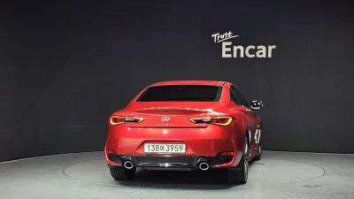 Infiniti Q60