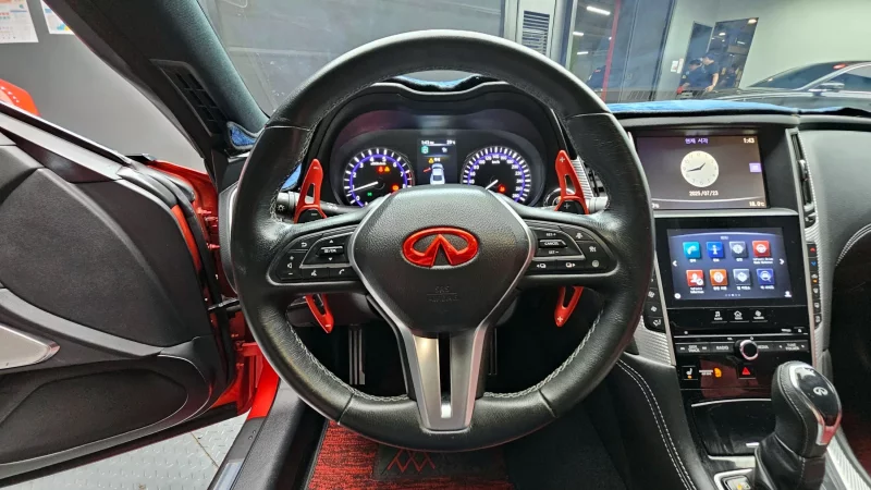 Infiniti Q60