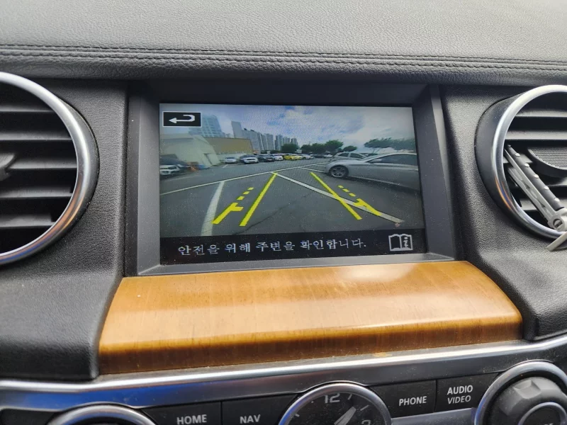 Land Rover DISCOVERY