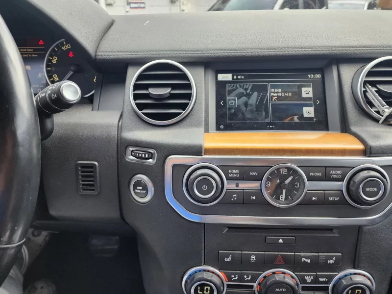 Land Rover DISCOVERY