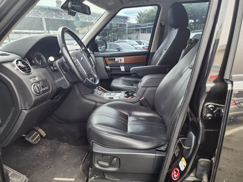 Land Rover DISCOVERY