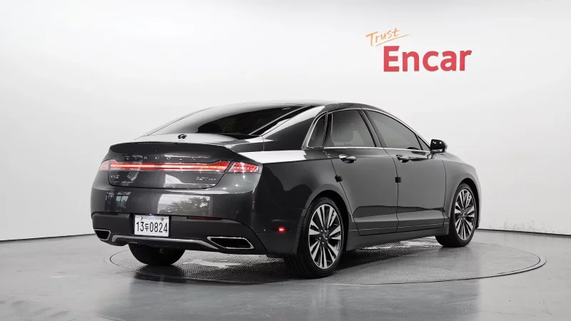 Lincoln MKZ