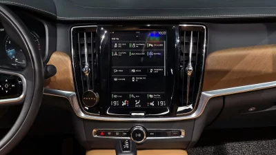 Volvo S90