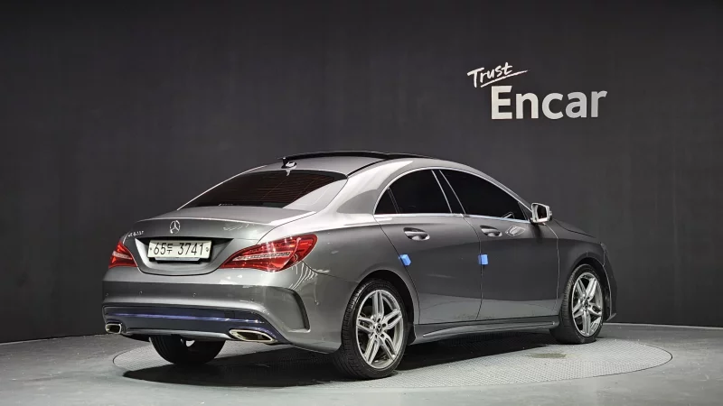 Mercedes-Benz CLA-Class