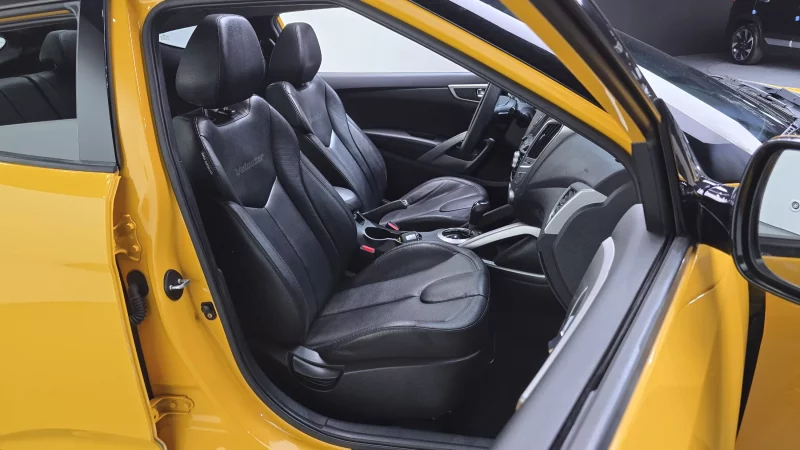Hyundai Veloster