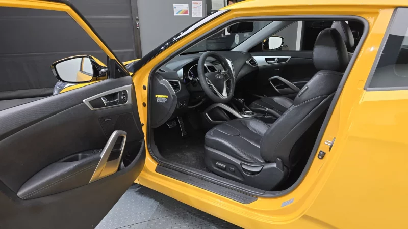 Hyundai Veloster