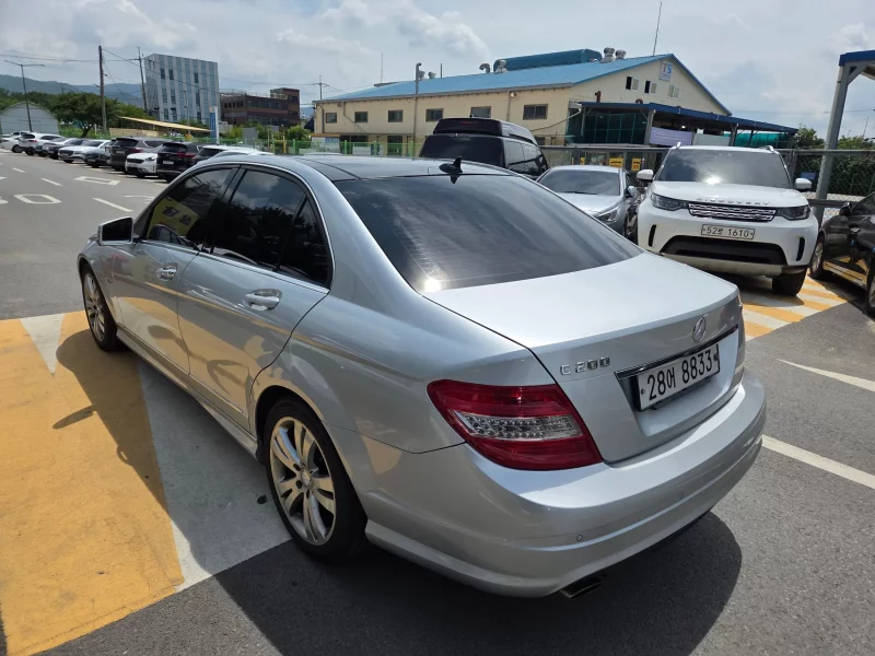 Mercedes-Benz C-Class