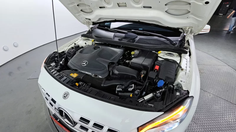 Mercedes-Benz GLA-Class