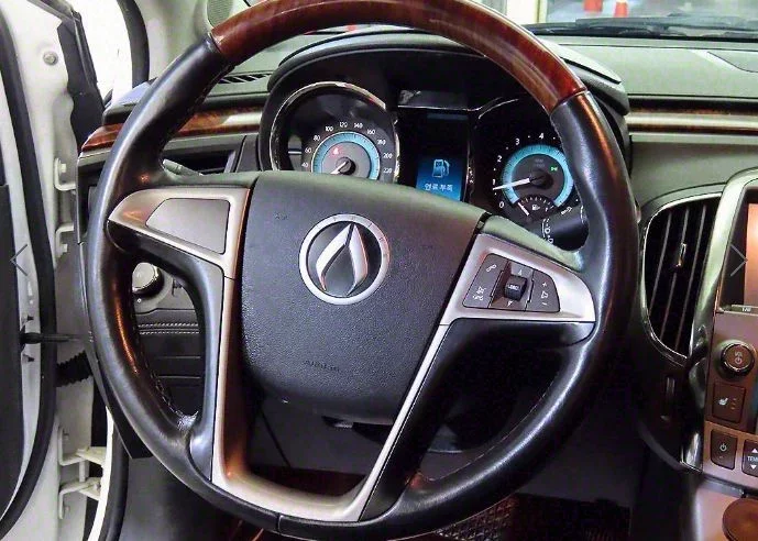 Daewoo Alpheon