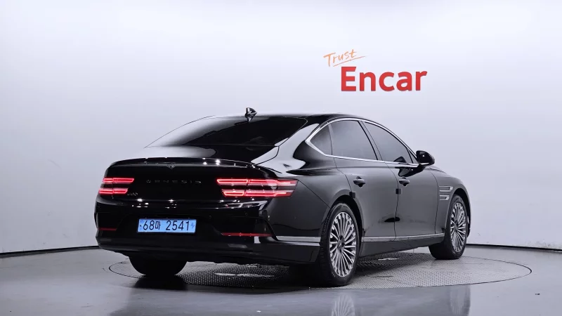 Genesis Electrified G80