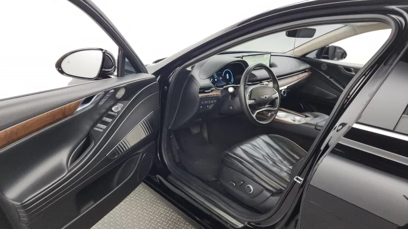 Genesis Electrified G80