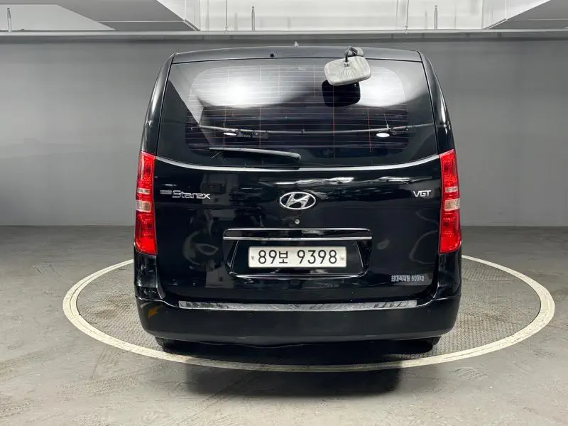Hyundai Grand Starex